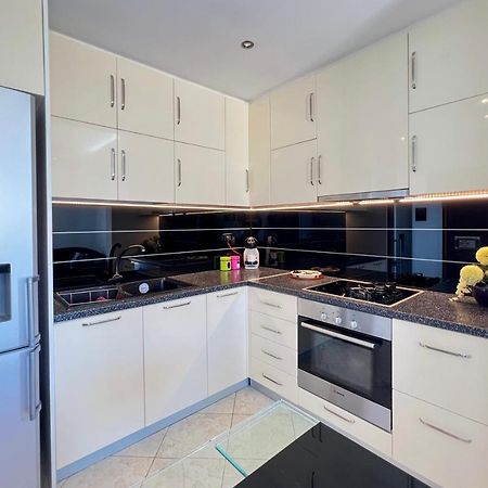 Sealavita, Modern 2 Bedroom Apartment Sea & Sunset View Vlora Kültér fotó
